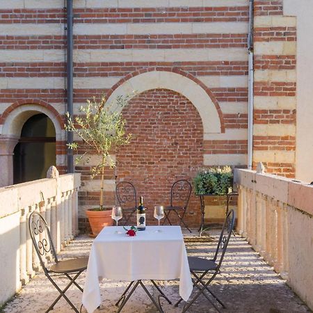 Domus La Costa Apartman Verona Kültér fotó
